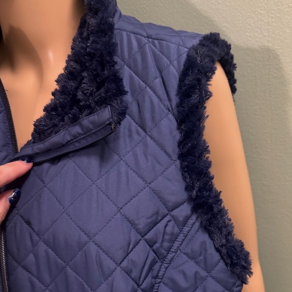 Women’s Navy Quilted Sleeveless Vest size 2XL - Picture 3 of 6